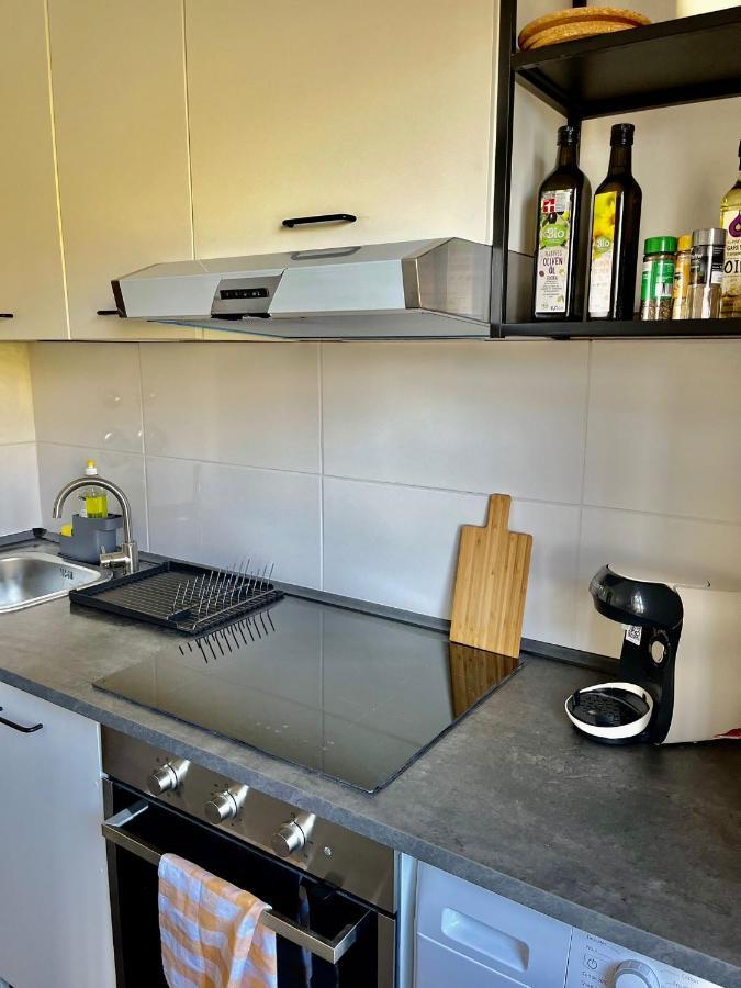 Apartment Komfortables Mit Wlan/hbf *